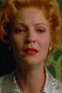 Nixon [Joan Allen]